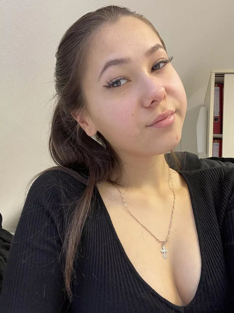 Im cute but horny