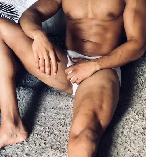 I’m feeling a little tight… would you help me? 