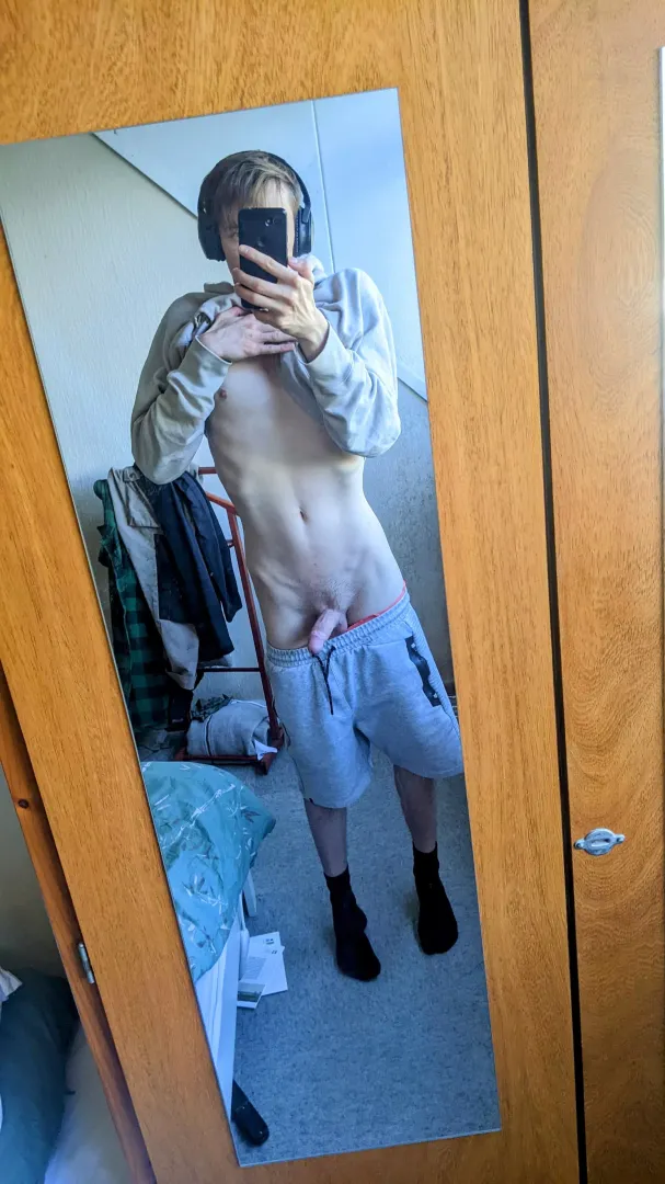 Im hornyyy 😖