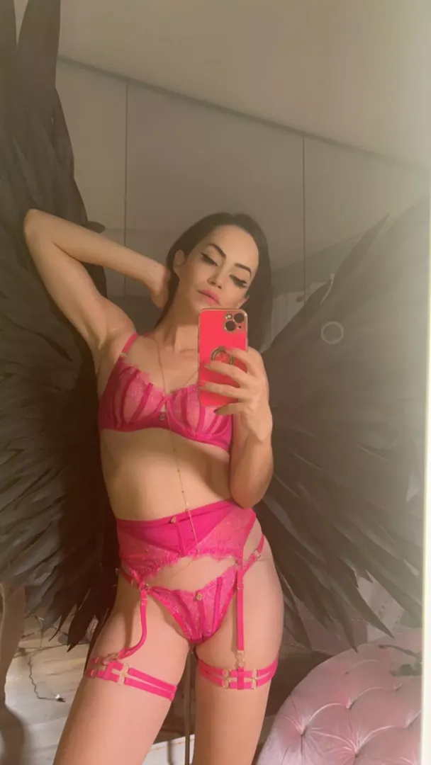 I'm hot and sweaty, would you care help me and lick it?