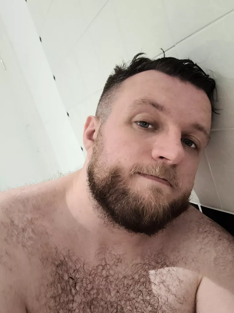 I'm ill, tired, but somehow managed a picture I actually like for the first time in a long while. So hi.