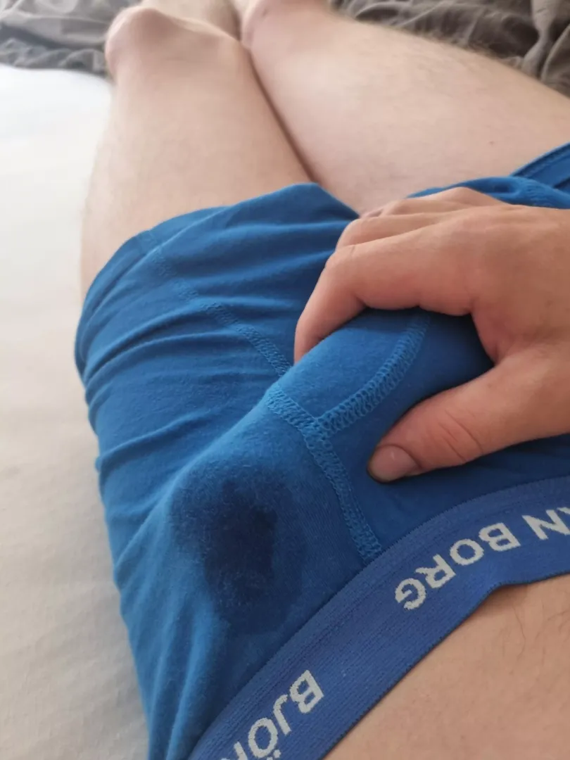 I'm leaking😳