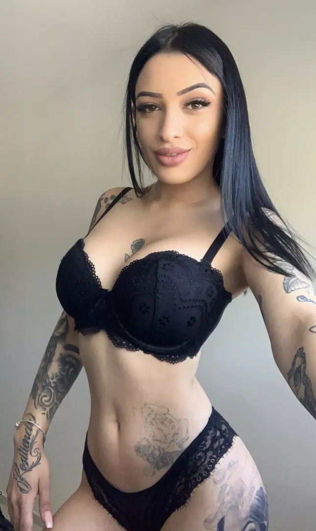 I´m looking for a fan to fuck slowly for hours and resist to cum all over my body
