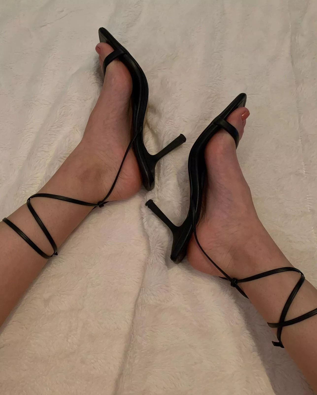 I’m looking for someone to take them off for me, who wants the job?😈
