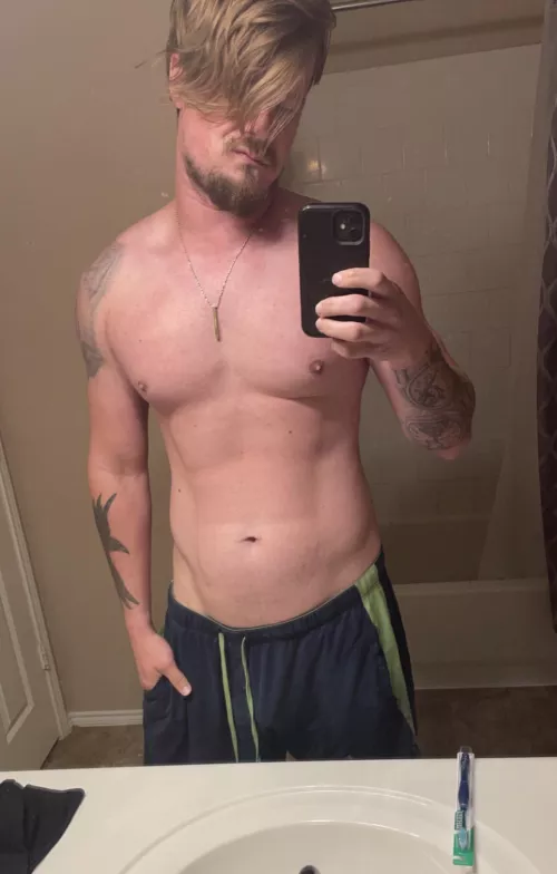 I’m missing my pre-bulk body …it will be worth it tho!! (Hopefully) 😭