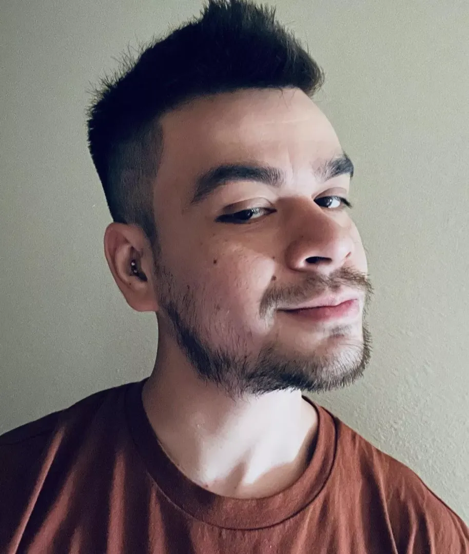 I’m Not attractive but I want to post a pic anyway ♥️