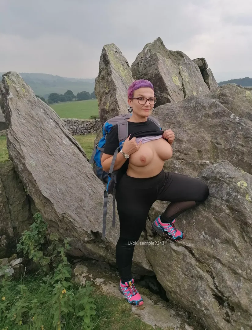 I'm not much of a climber xx 41 Female UK 5ft tall 