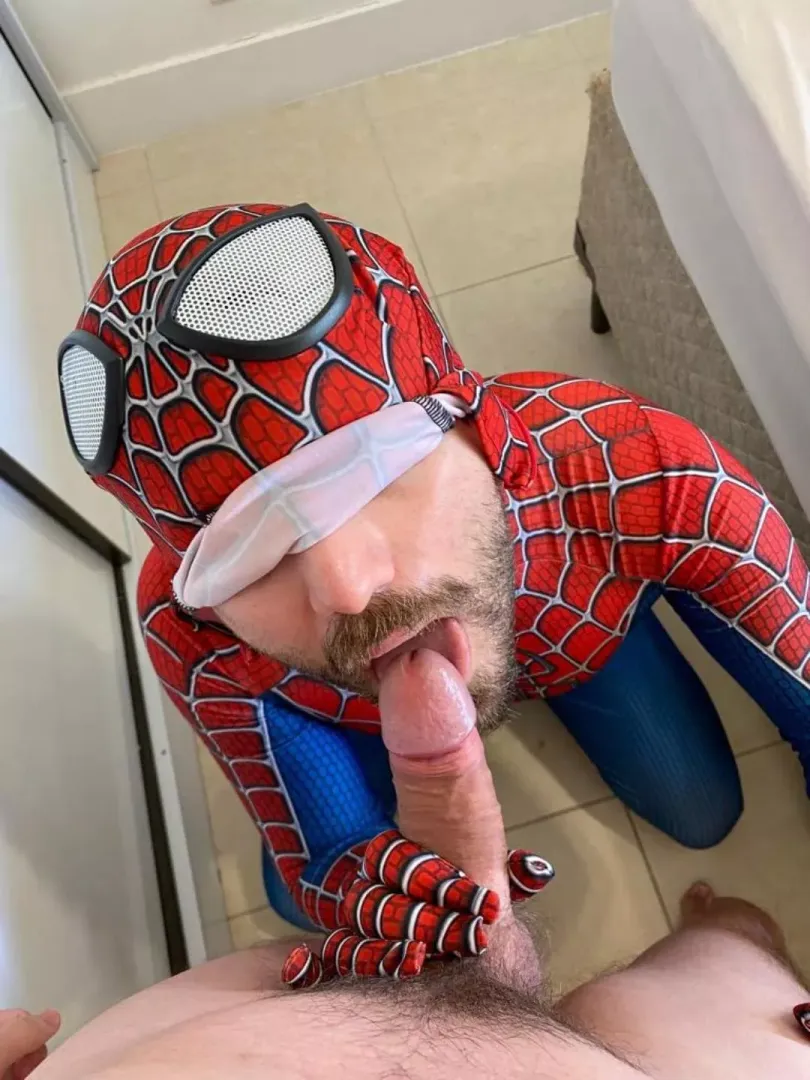 I'm so horny today! I want to suck a dick right now