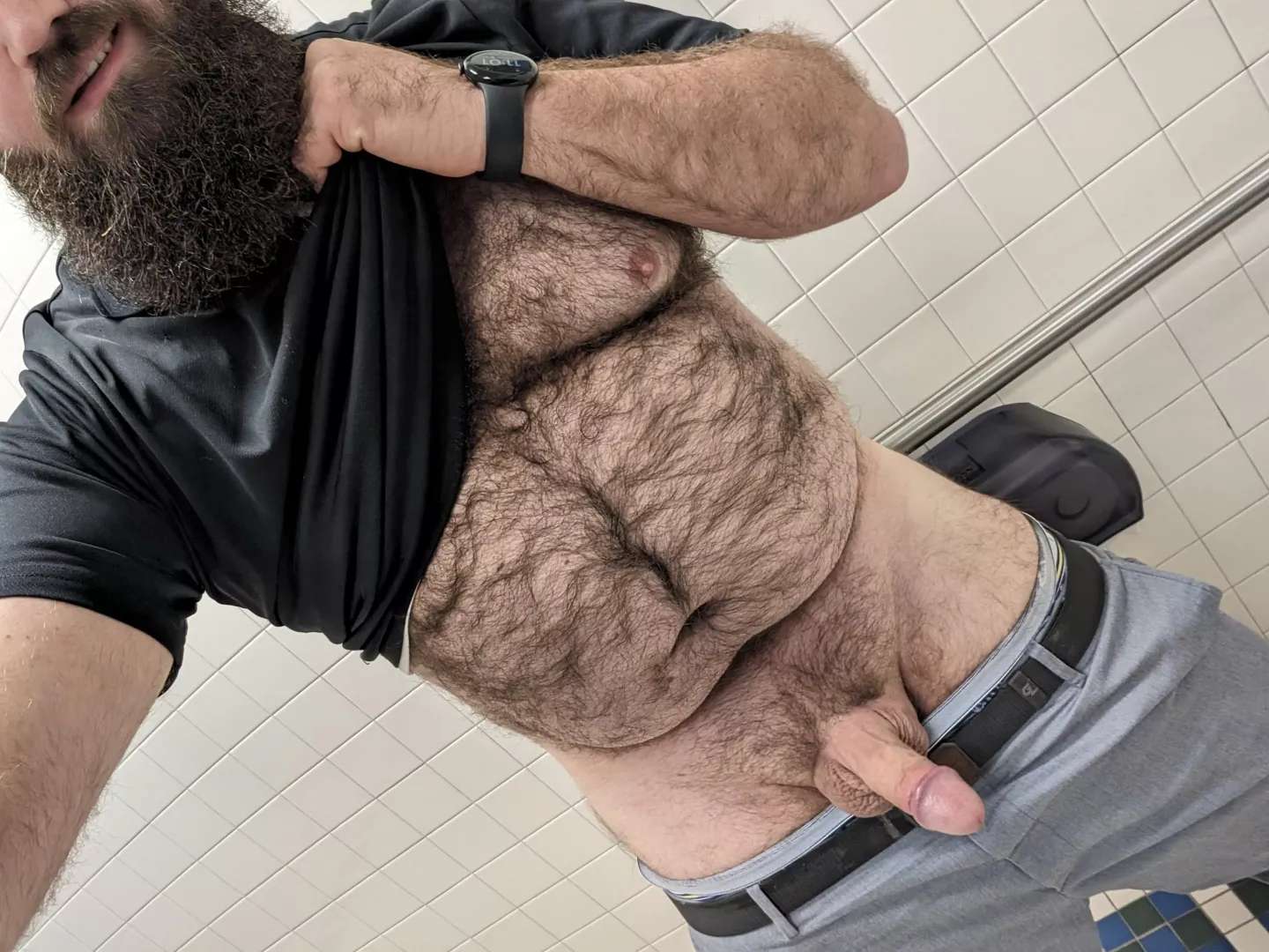 I'm sure you love when the IT guy cums... In to the office. [34] 😏😈