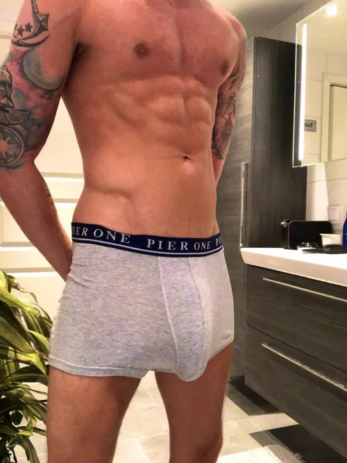 Imagine you on your knees, ready to worship this bulge 😈