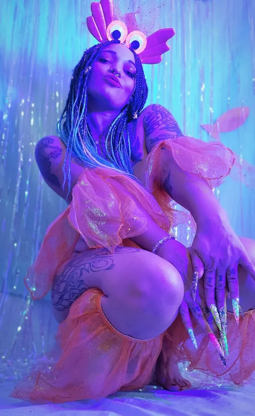 Imma a Goldfish! Let me come swim in your bowl!