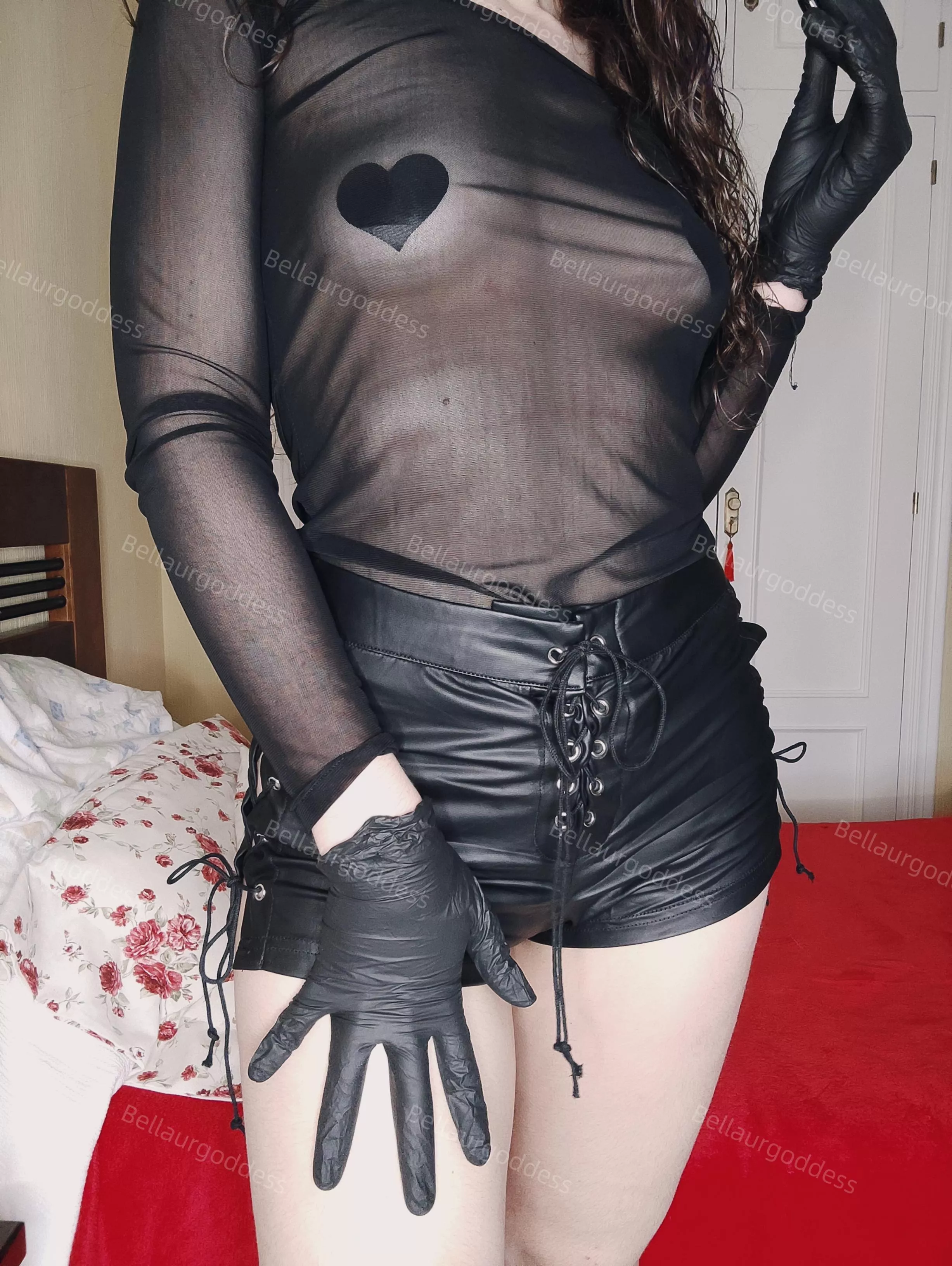 In need of a cute toy to play with [domme]