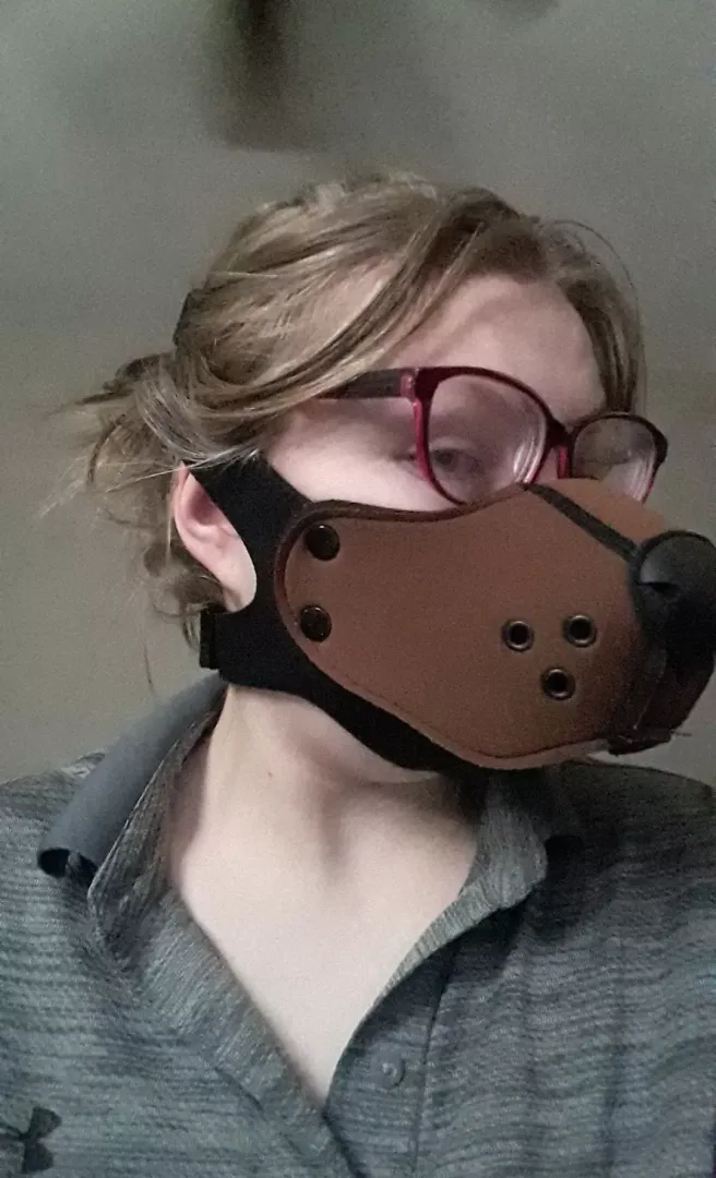 Indulging in some early morning pupping!!