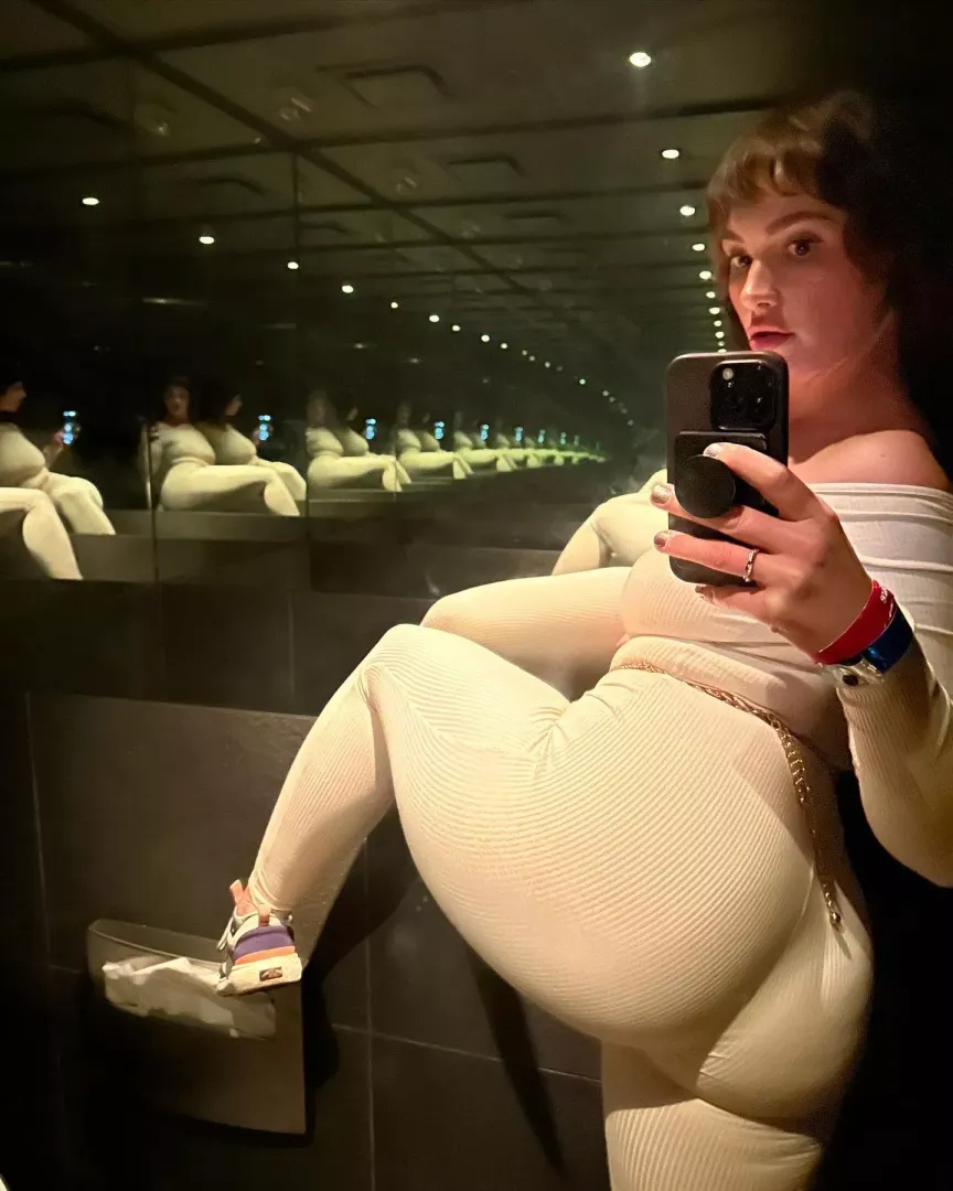 Infinite booty!!