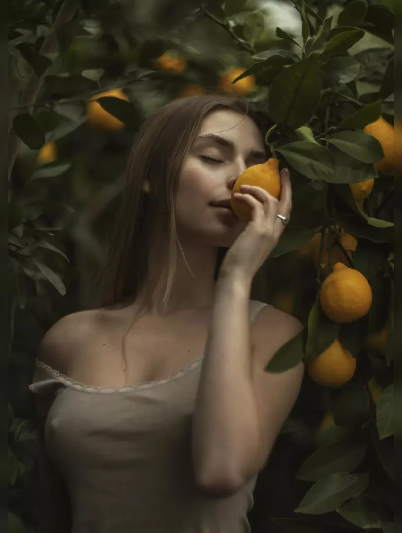 Irina with lemon 🍋