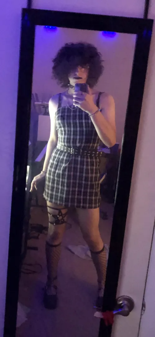 is 6'3 too tall for you guys 🥺
