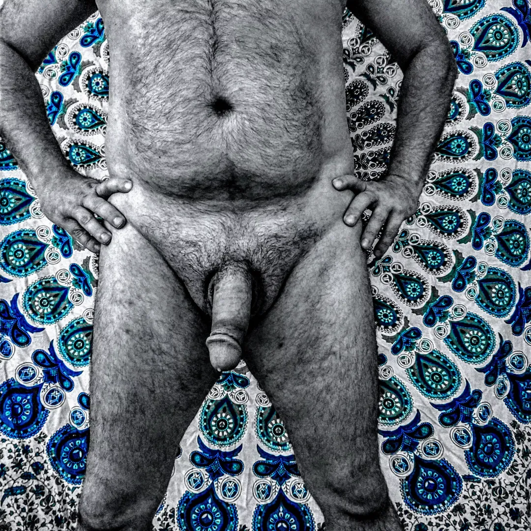 Is everyone having a Happy Nude Year?