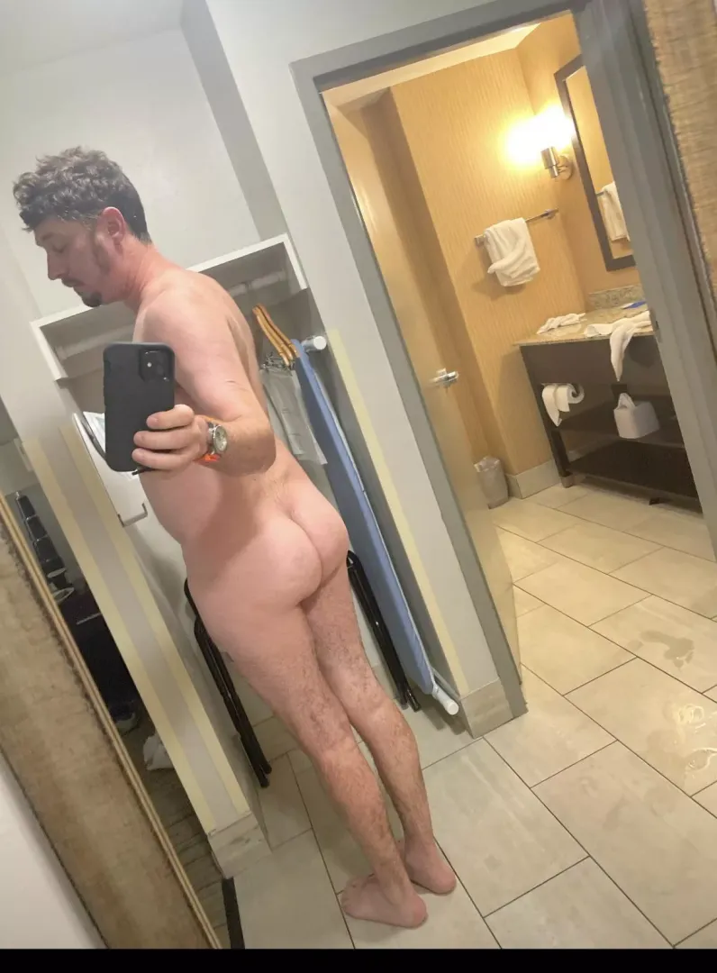 Is my butt cute?
