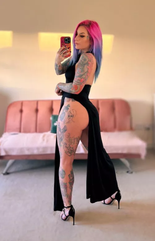 Is the thigh split too high?