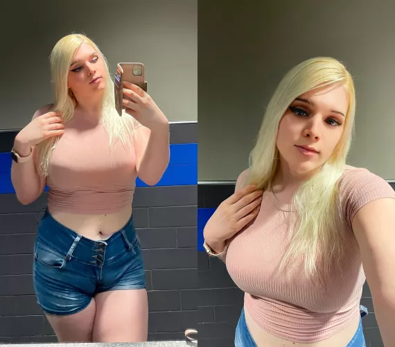 Is this curvy femboy cute? 🥹