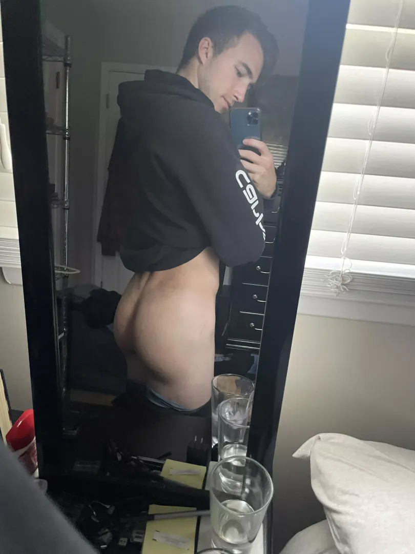 Is this enough ass for you? 🥺❤️
