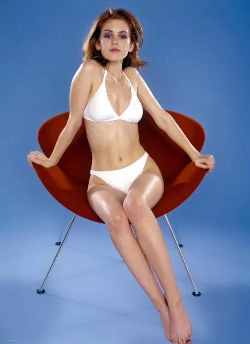 Isla Fisher (1997)