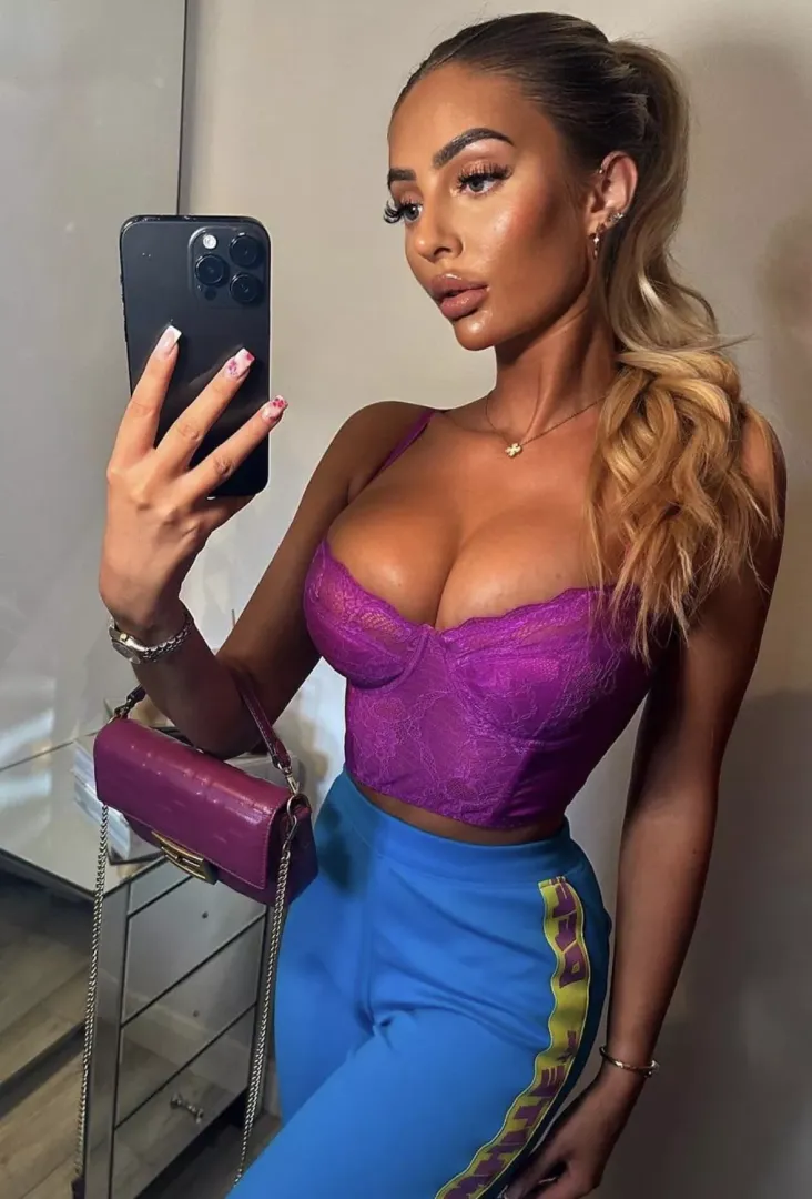 Isobella