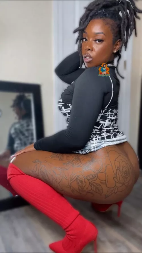 It looks so soft huh?