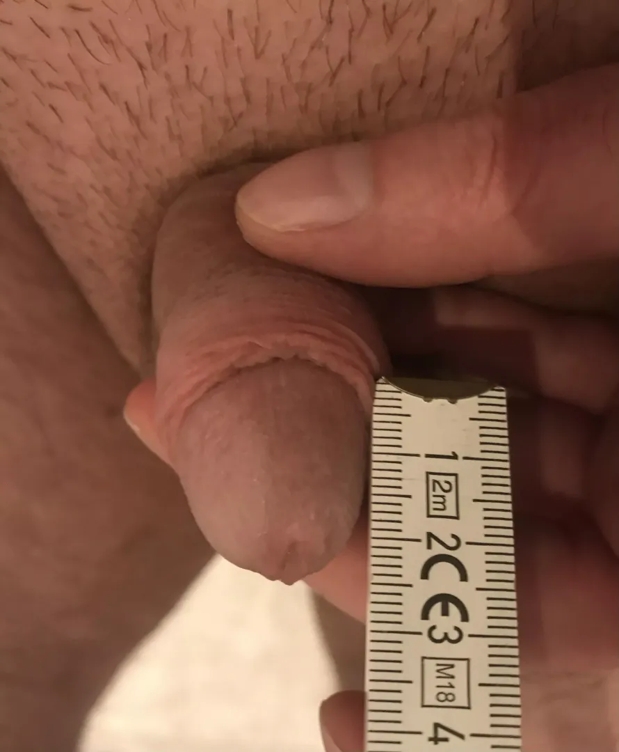 It makes me horny when my foreskin is pulled back during a hand job / foot job and my glans is rubbed directly.