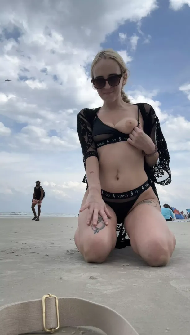 It’s a great day for flashing titties  at the beach ☀️ 