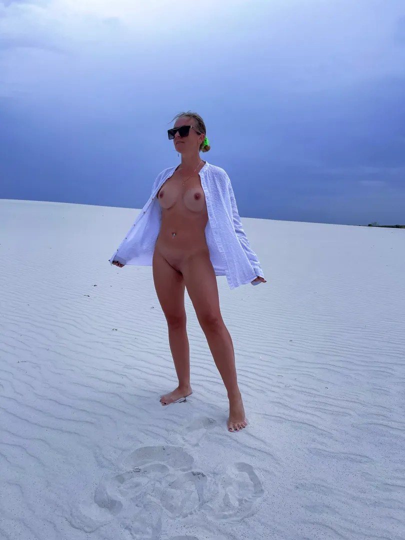 It's a hot naked summer