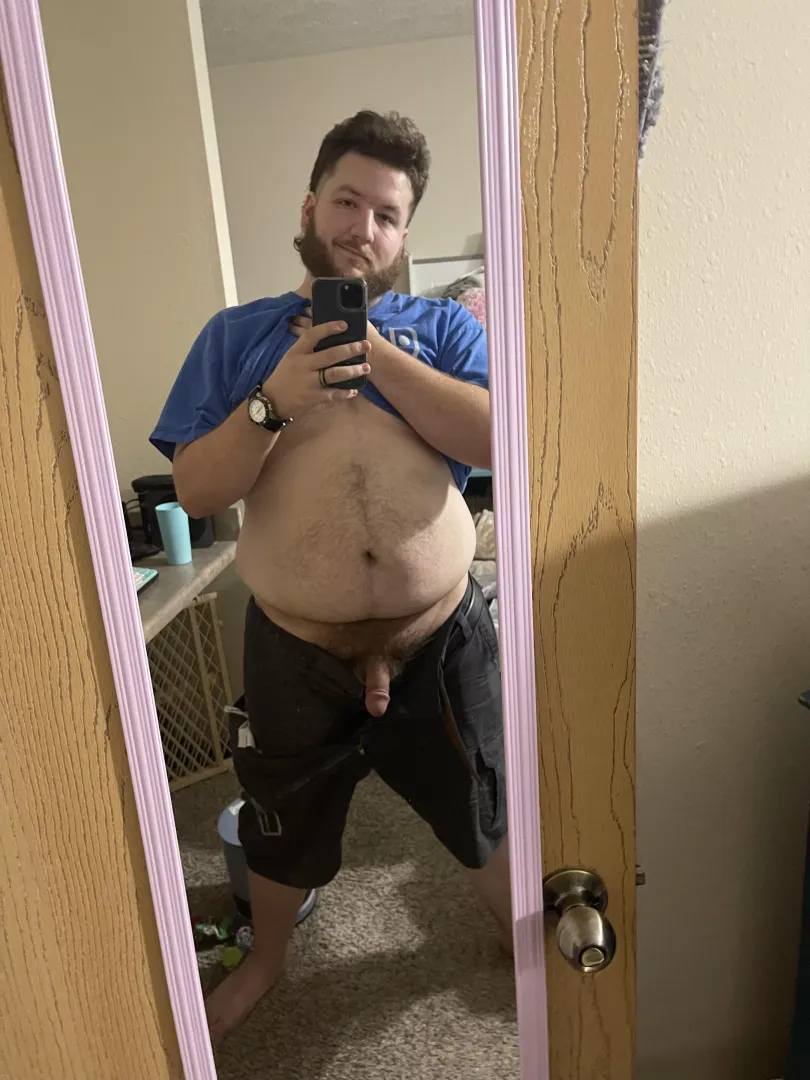 It’s a late night and I’m drunk and horny