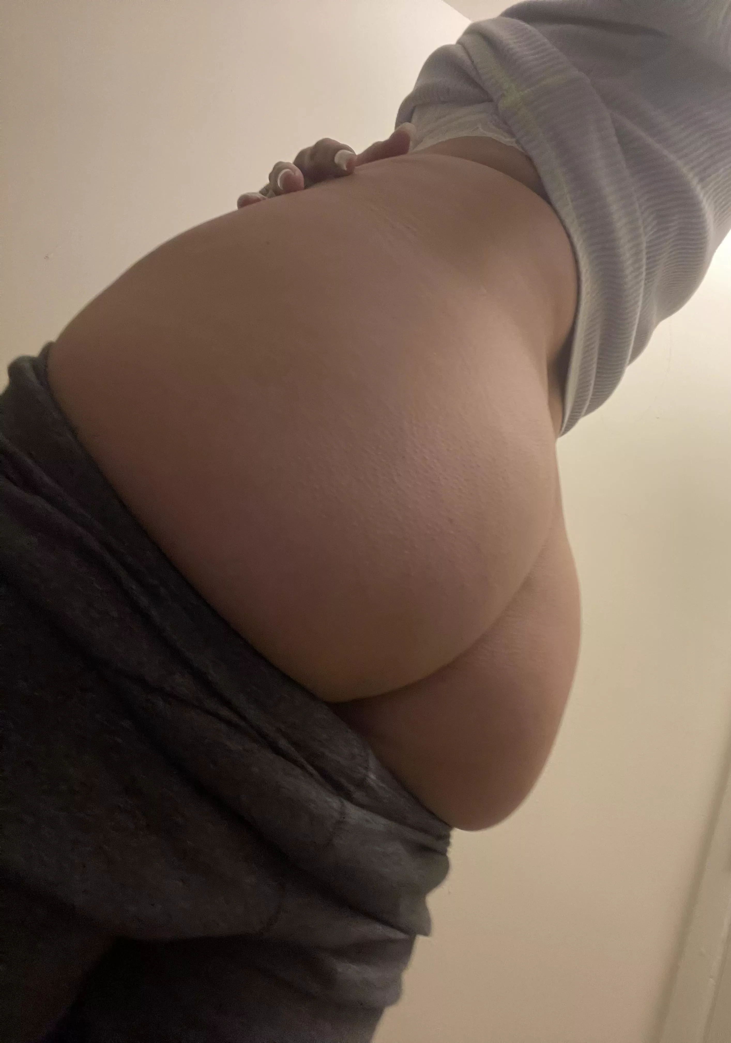 It’s early but I’m horny [F]