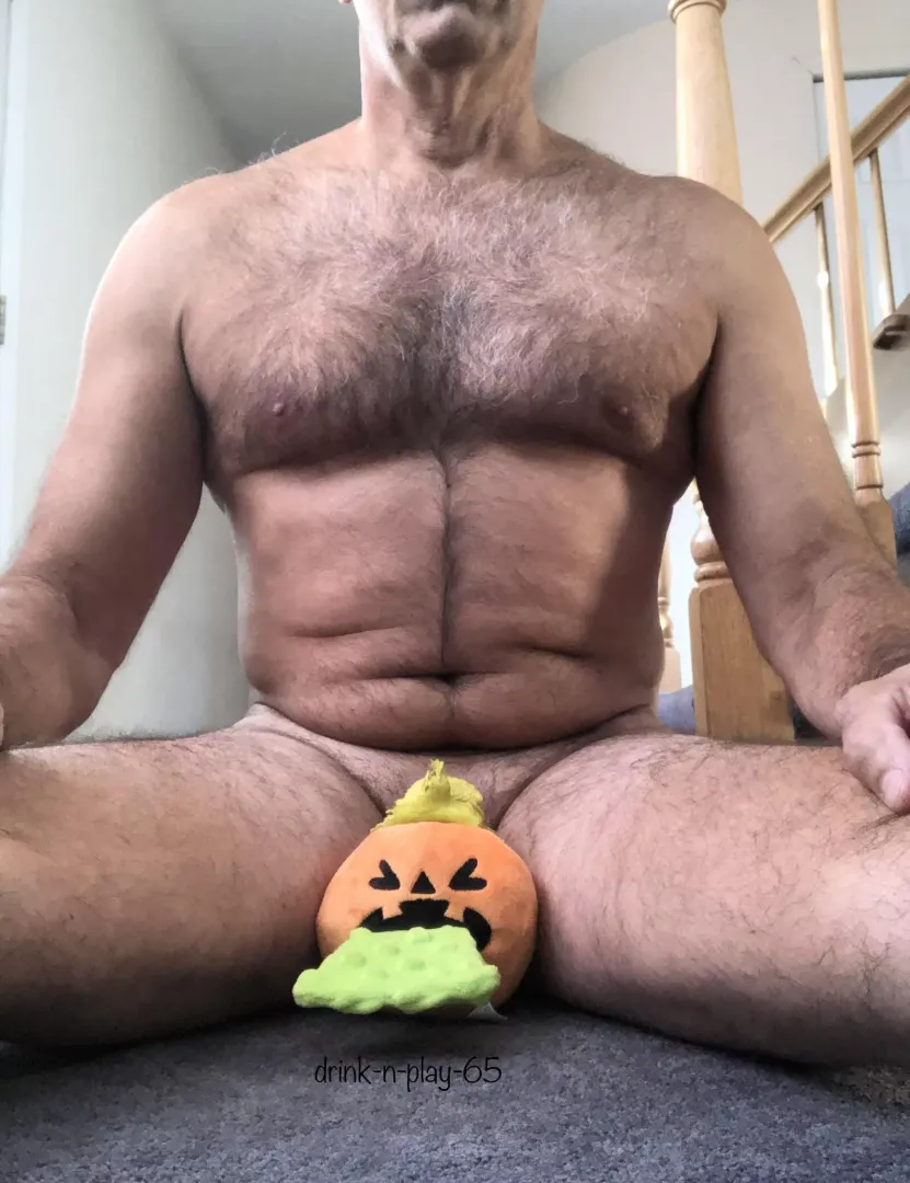 It’s Halloween morning!🎃👻