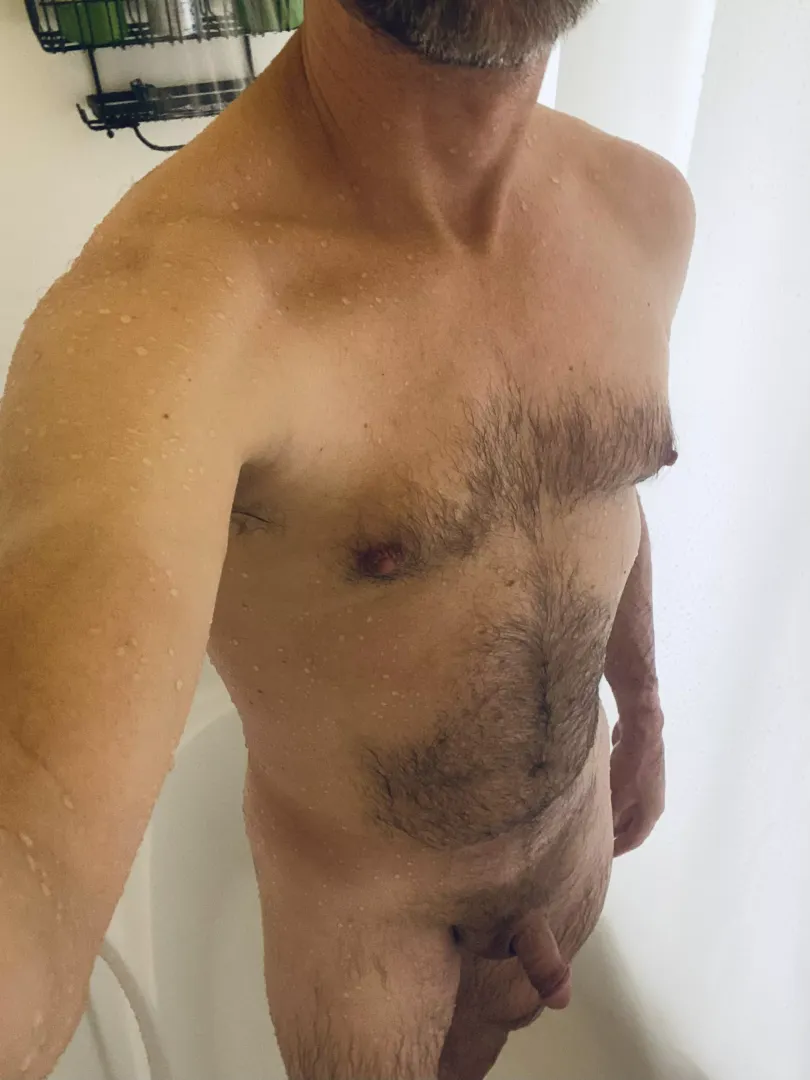 It’s less Laborious to shower together.