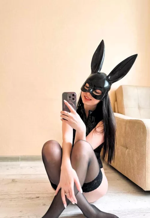 It's me again, your sexy bunny!
