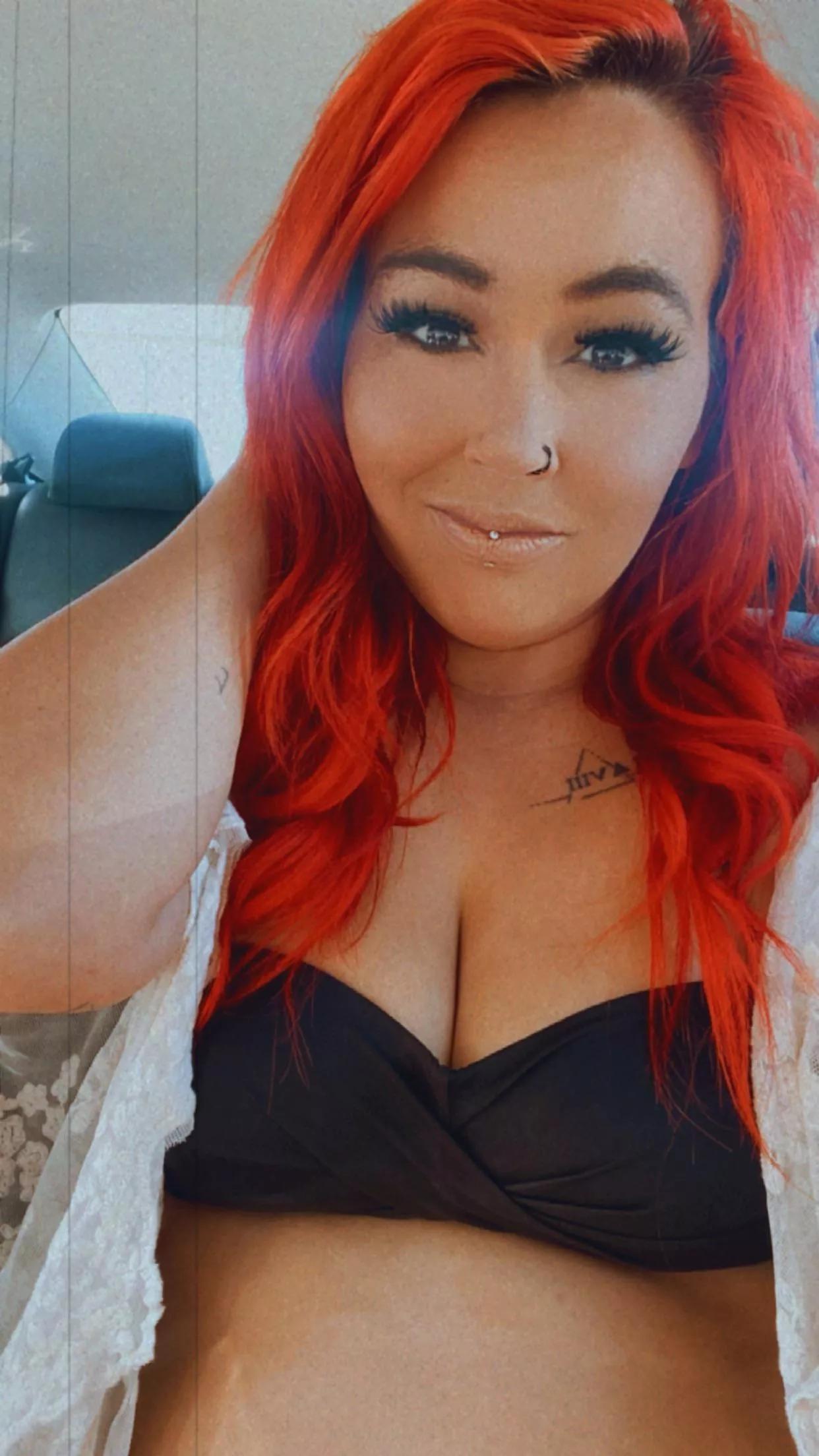 Its my bday so that means $5 VIP SALE uncensored no ppv or sub to my FREE. Solo-B/G-GFE-Kinks-Sex & Masterbating vids & MORE 🔗s in bio 💋