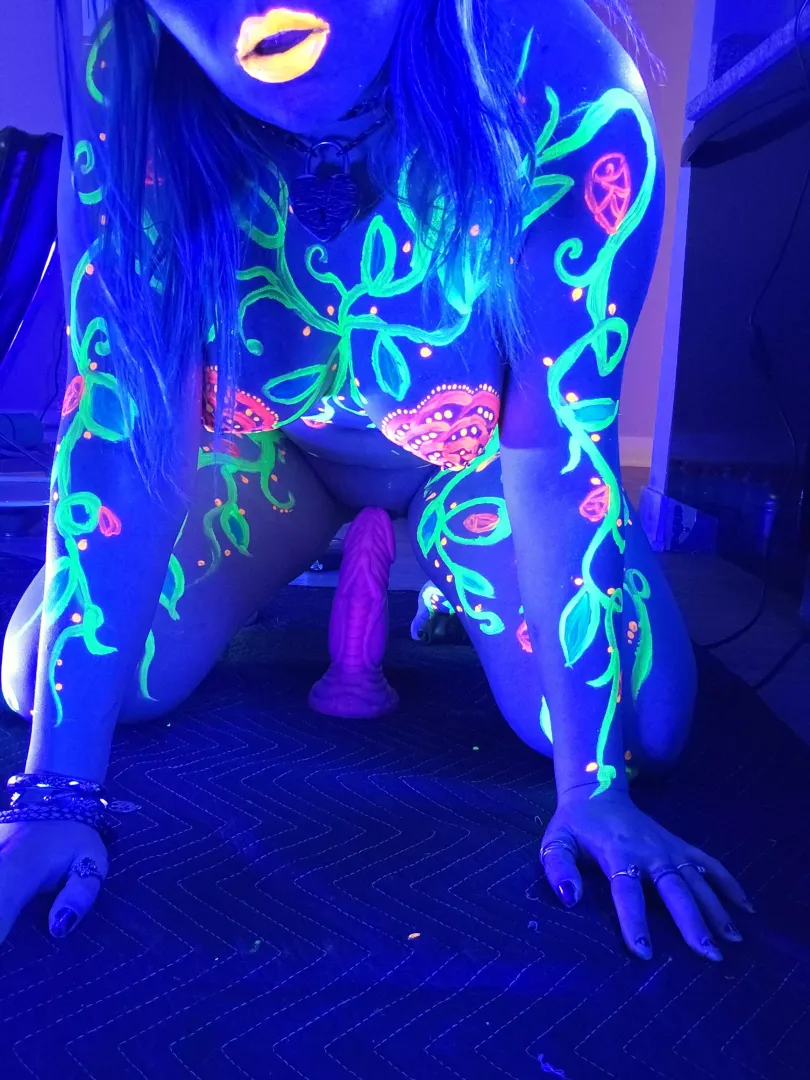 It's my birthday!!! 26 today so we did body paint