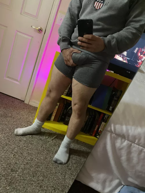 It’s still a little cold here 🥶 warm me up?