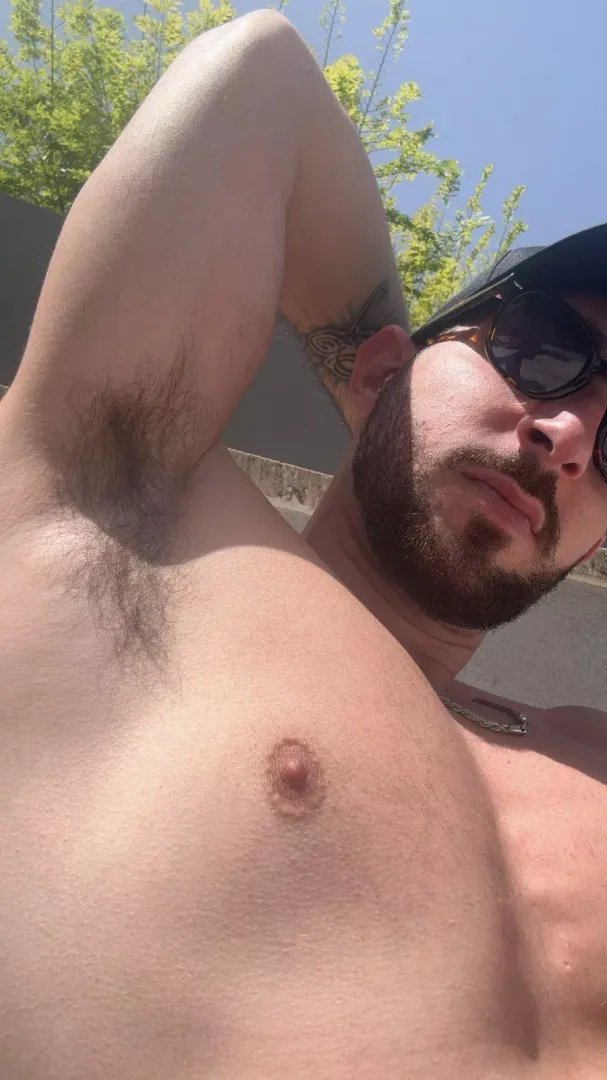 It's sunny day come and take a sniff