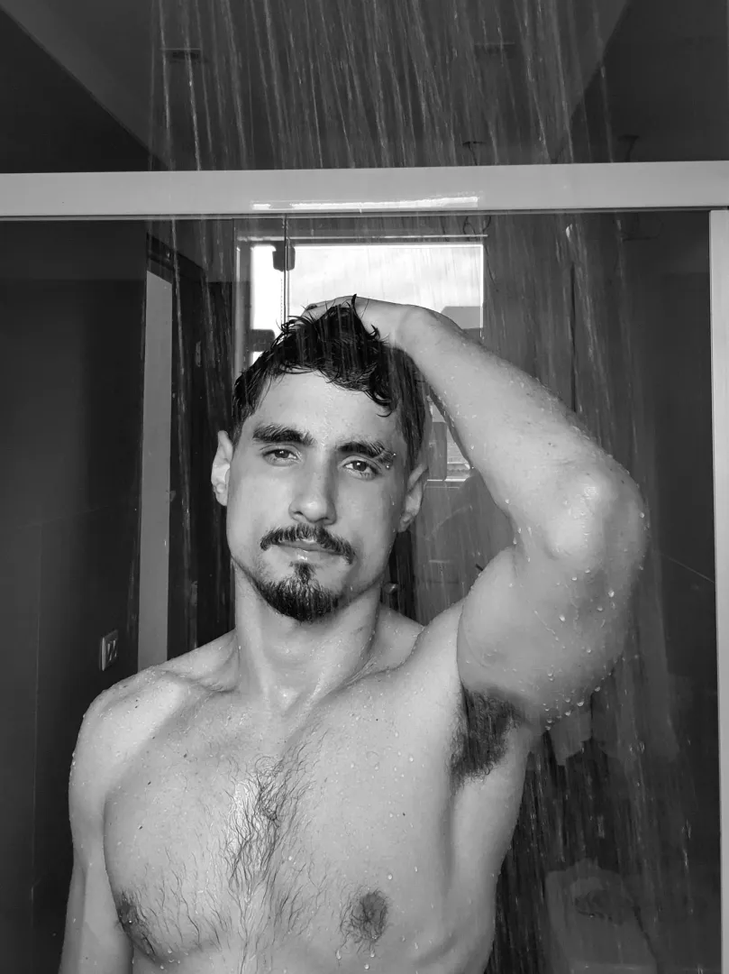 It,'s time to shower