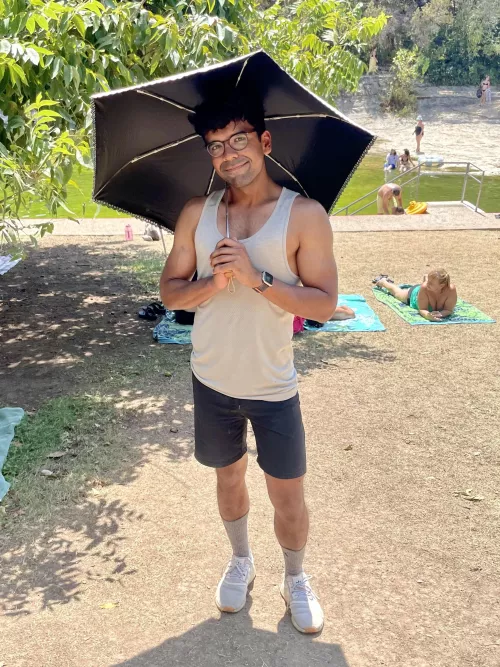 It’s too sunny in Texas 🥵