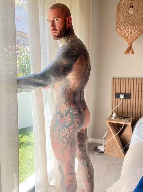 I've been in the gym lately if you haven't noticed 🤪