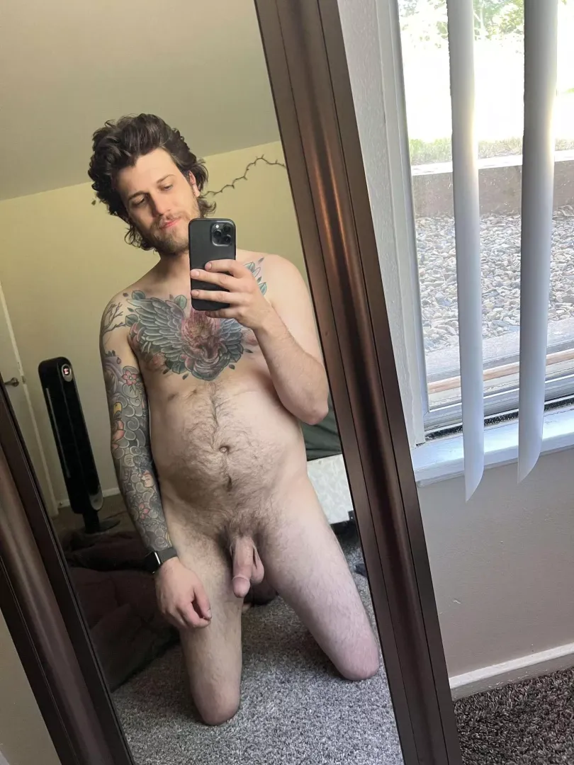 I’ve been so horny today. Tell me how much fun we’d have together!
