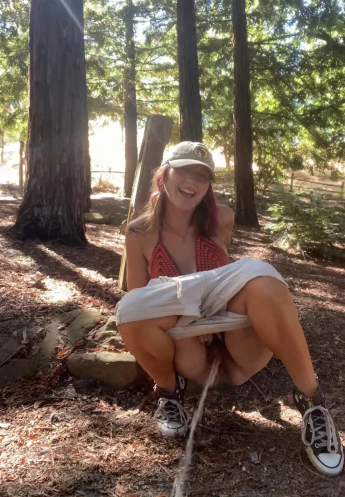 I’ve been wanting to pee on a stranger for a while now, my pee deserves to be a shower! 😈💦