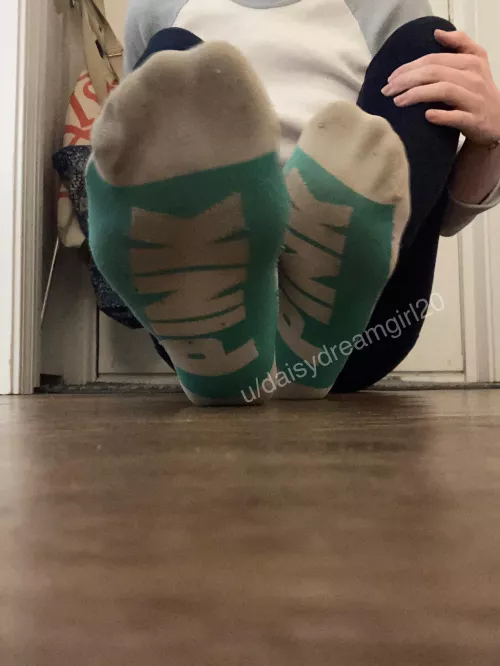 i’ve been wearing these PINK socks for 7 days. i feel so bad for who ever sits next to me in yoga today, i mean just look at those toe prints [selling] [us]