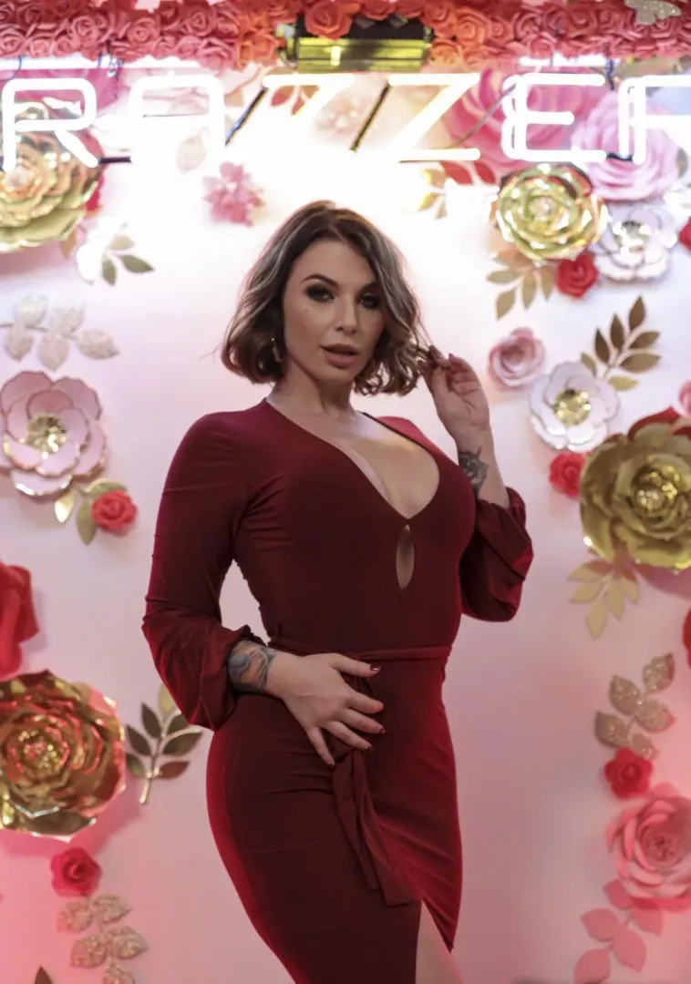Ivy Lebelle