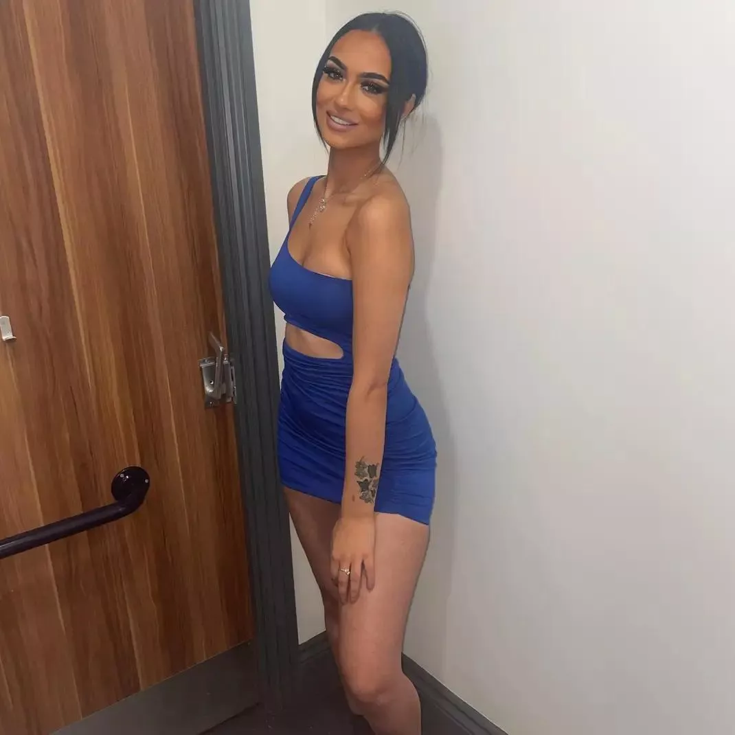 Jasmine is ready to be taken in your room