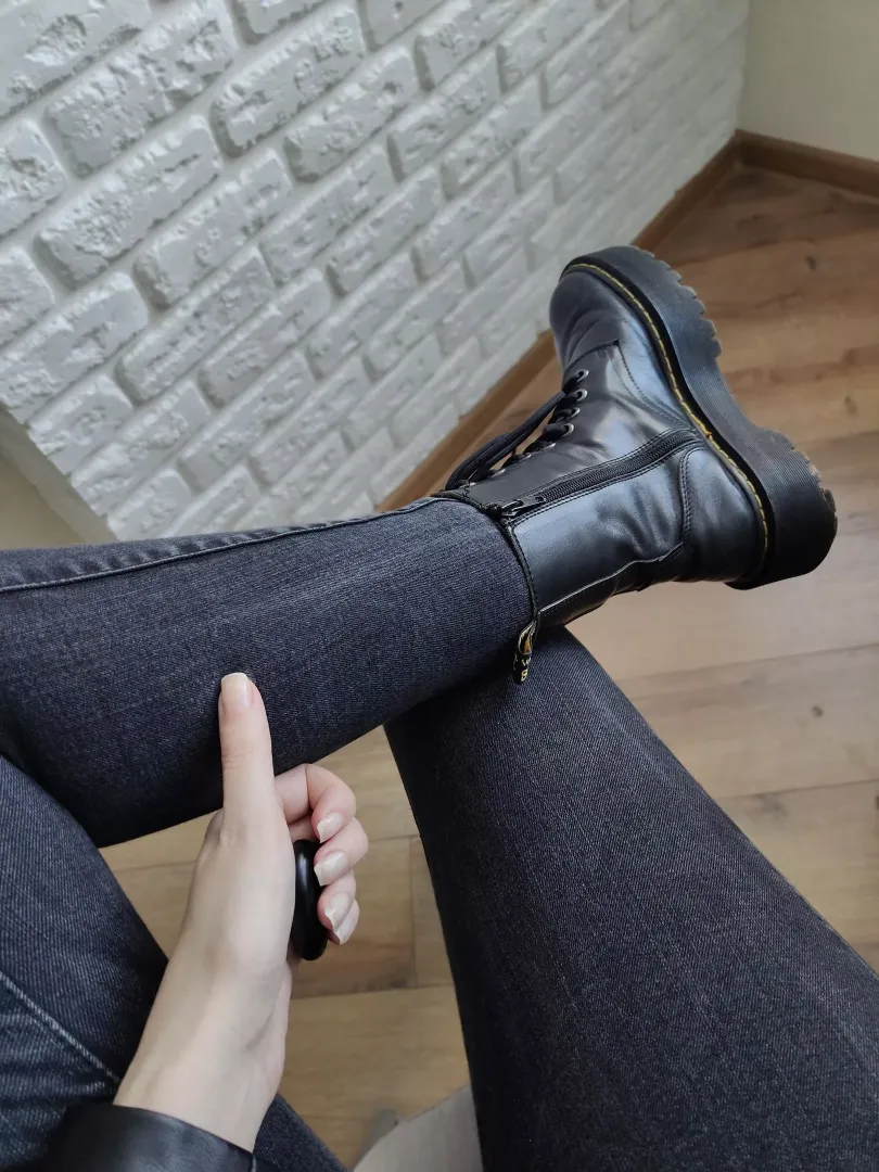 Jeans and boots 