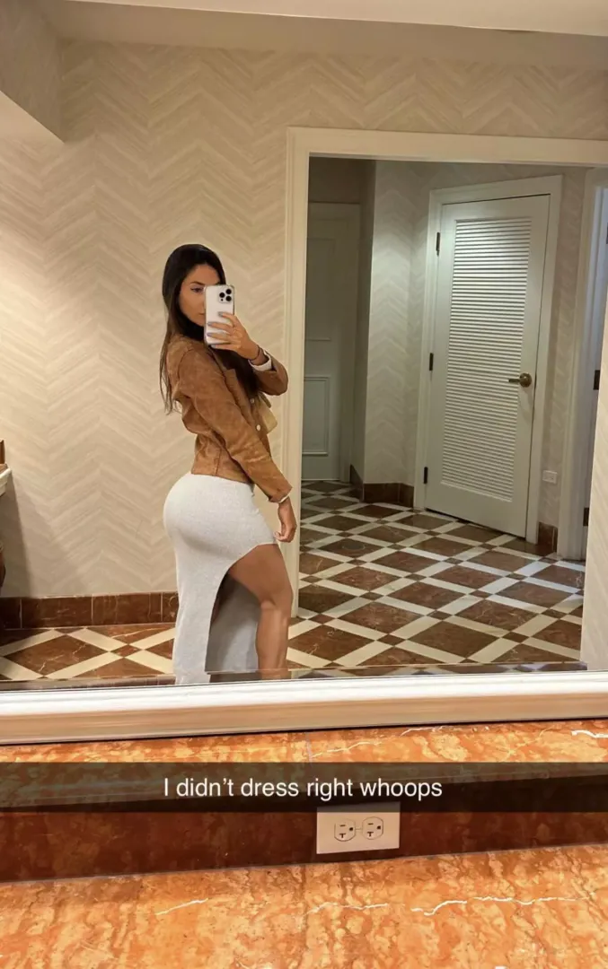 Jen’s ass looking amazing in a tight dress